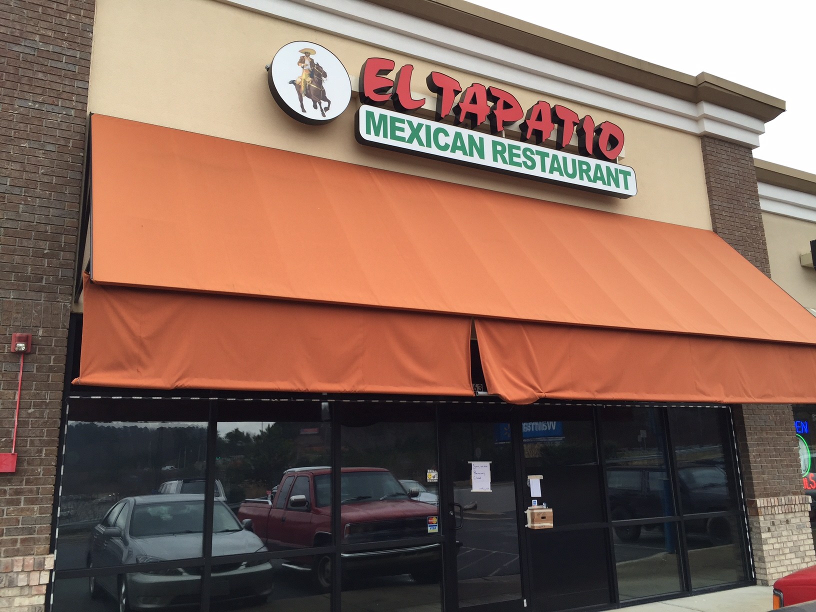 Dining: El Tapatio closed near East Rome Walmart. J.R. Crickets opening today. M & J’s returning Feb. 1?