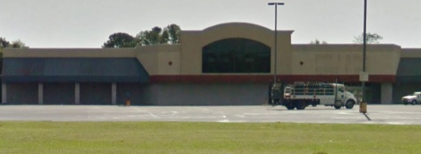 The former Bi-Lo store in Hurley Crossing off U.S. 27 in Summerville. Google image.